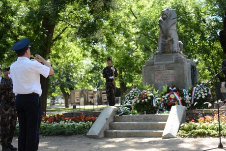 Doberdó hőseire emlékeztek a 17-es Honvéd Gyalogezred emlékművénél